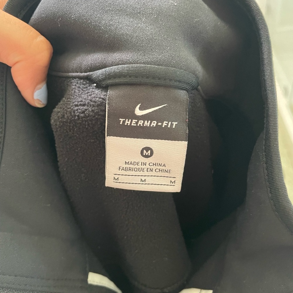 Nike jacket - Picture 4 of 5